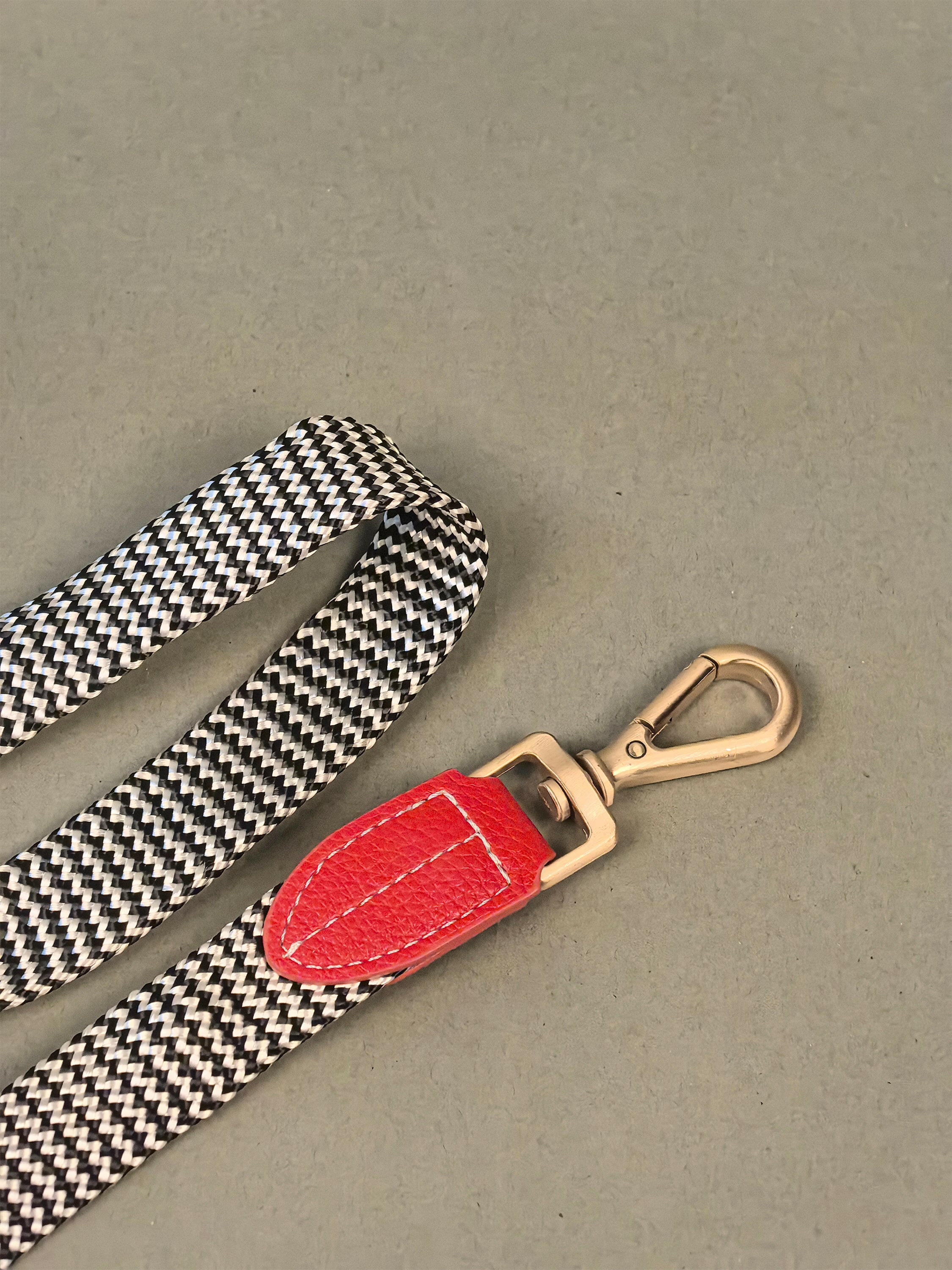 GRATIA LEASH - MAROON - PetLiveliest - PetLiveliest