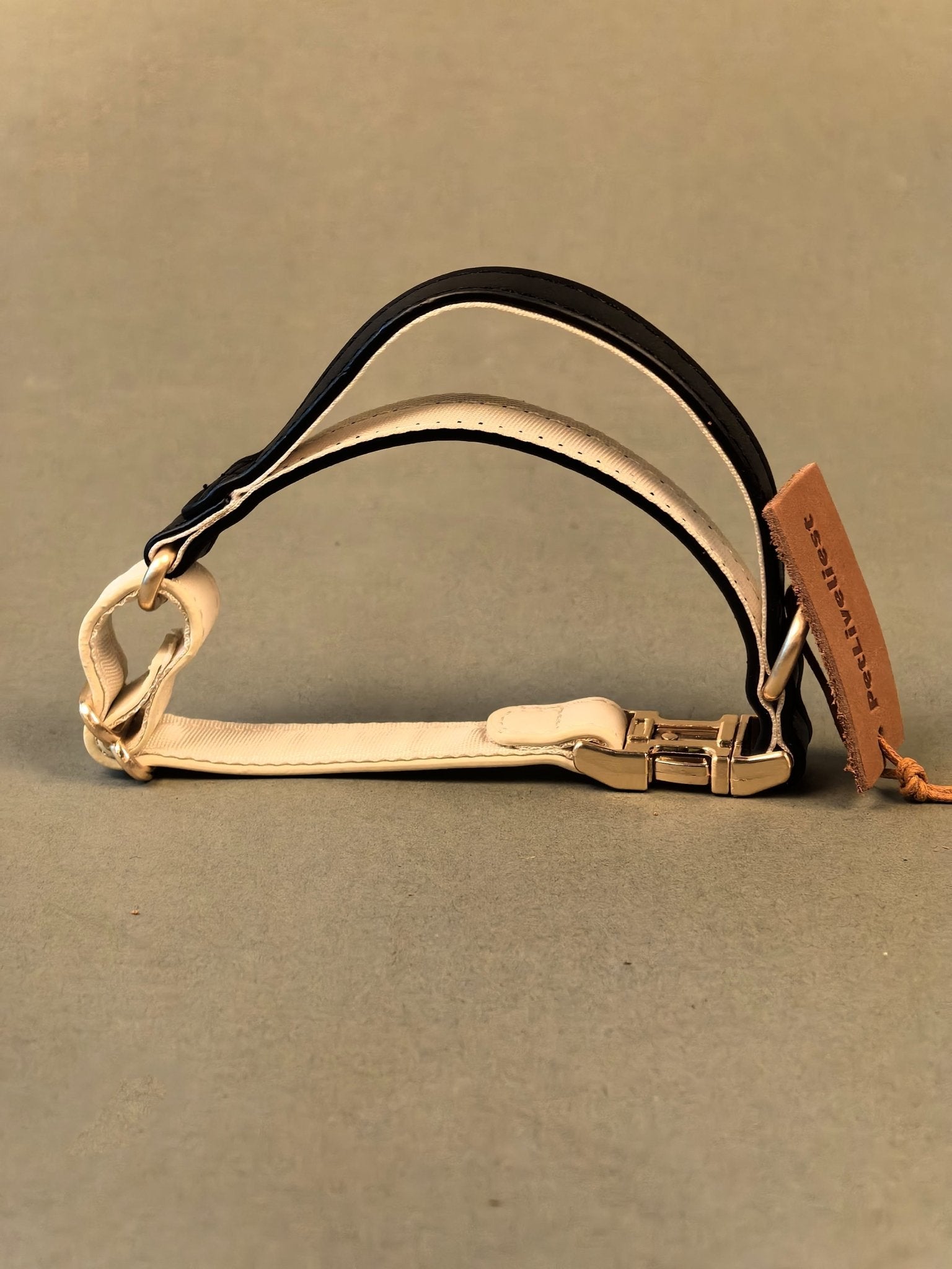 SUAVITAS COLLAR - JET BLACK/WHITE - PetLiveliest - PetLiveliest